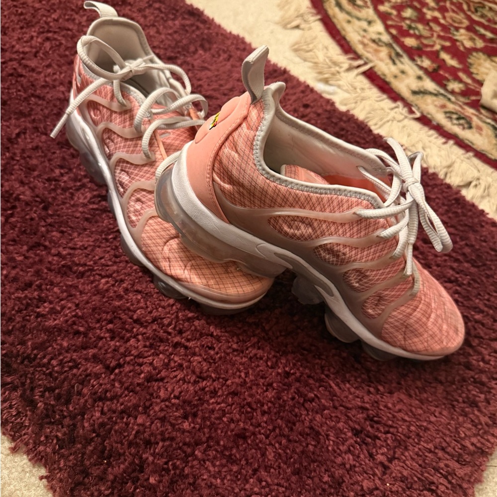 Nike Women’s Pink Vapormax Sneakers